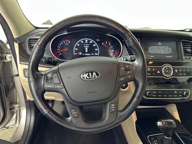 Used 2014 Kia Cadenza Premium w/ Luxury Package image 14