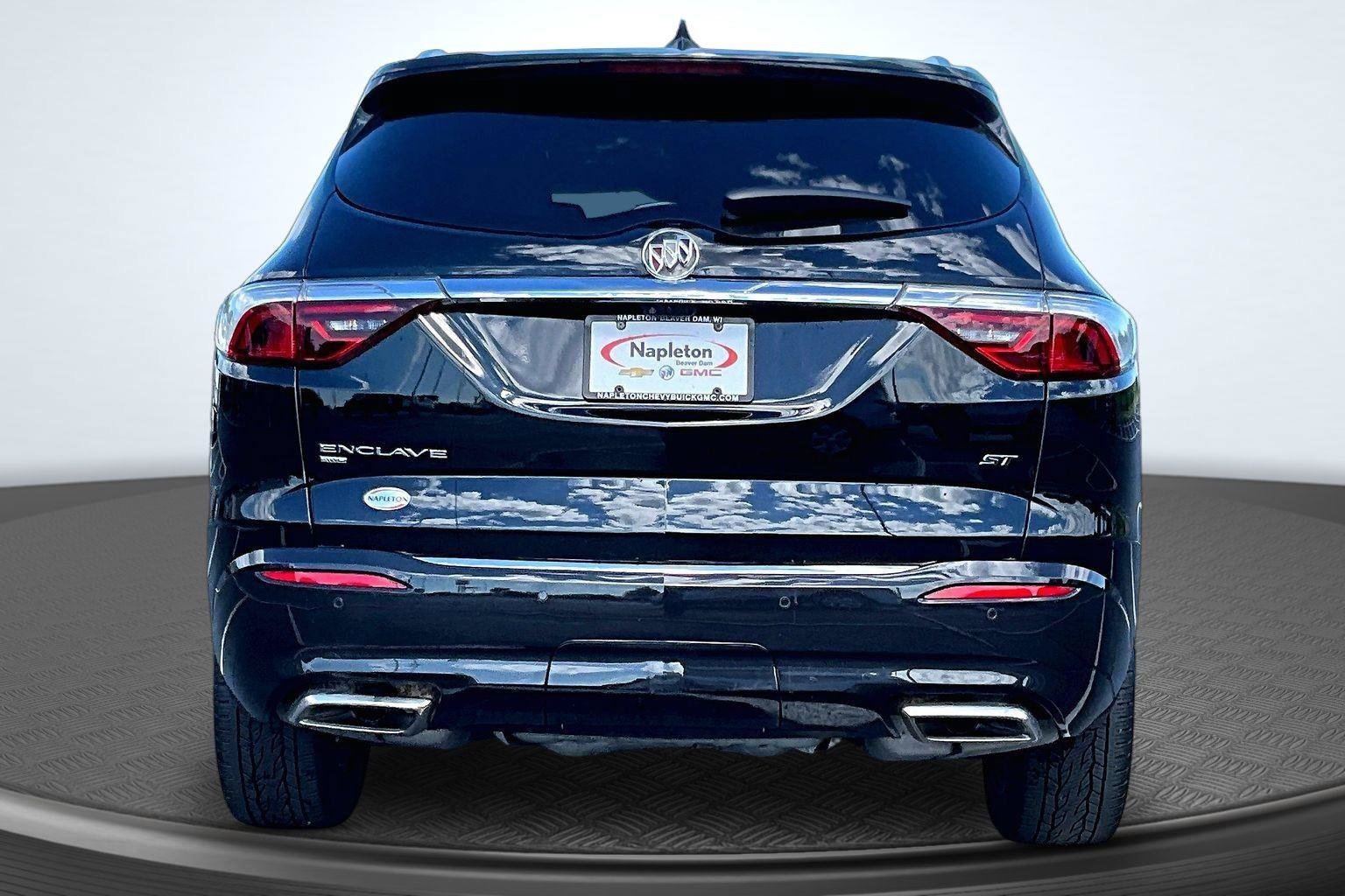 Used 2024 Buick Enclave Premium w/ Experience Buick Package AWD/4WD image 4
