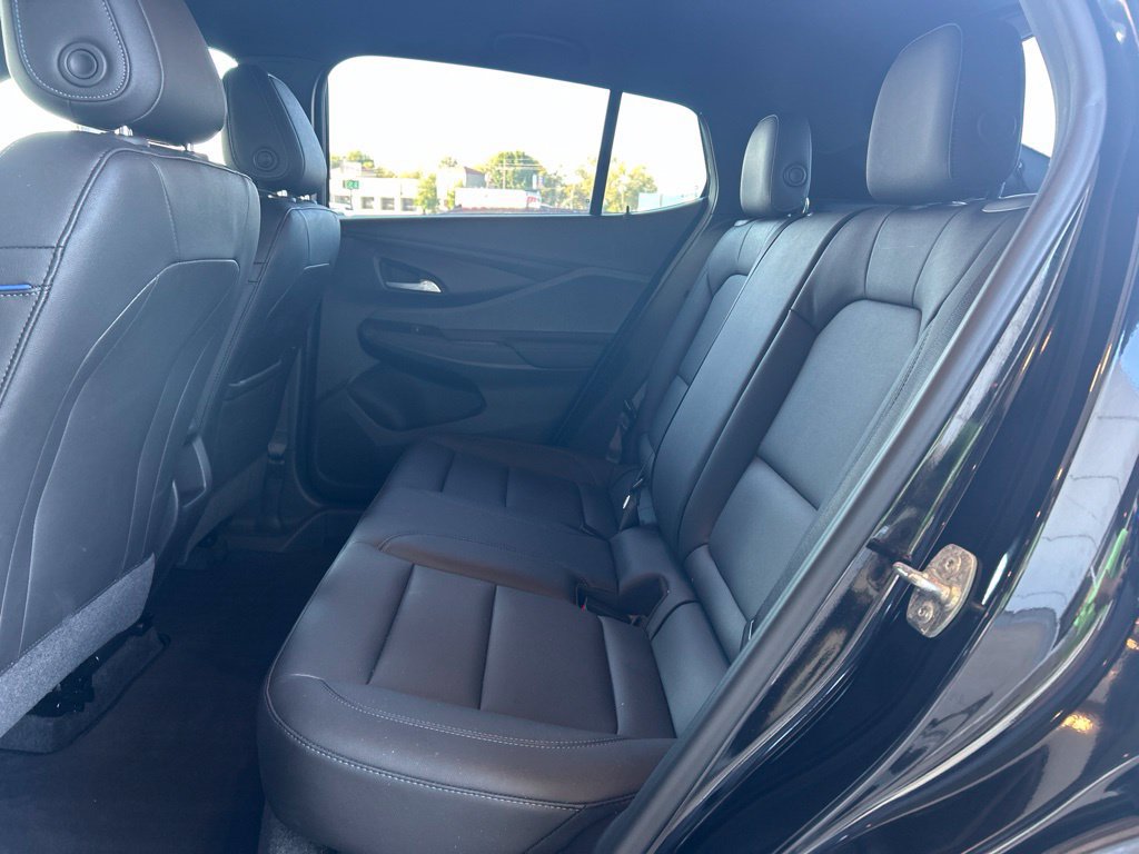 Used 2025 Buick Envista Sport Touring w/ Convenience I Package FWD image 9