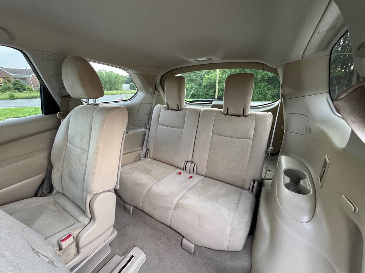 Used 2014 Nissan Pathfinder SV image 26