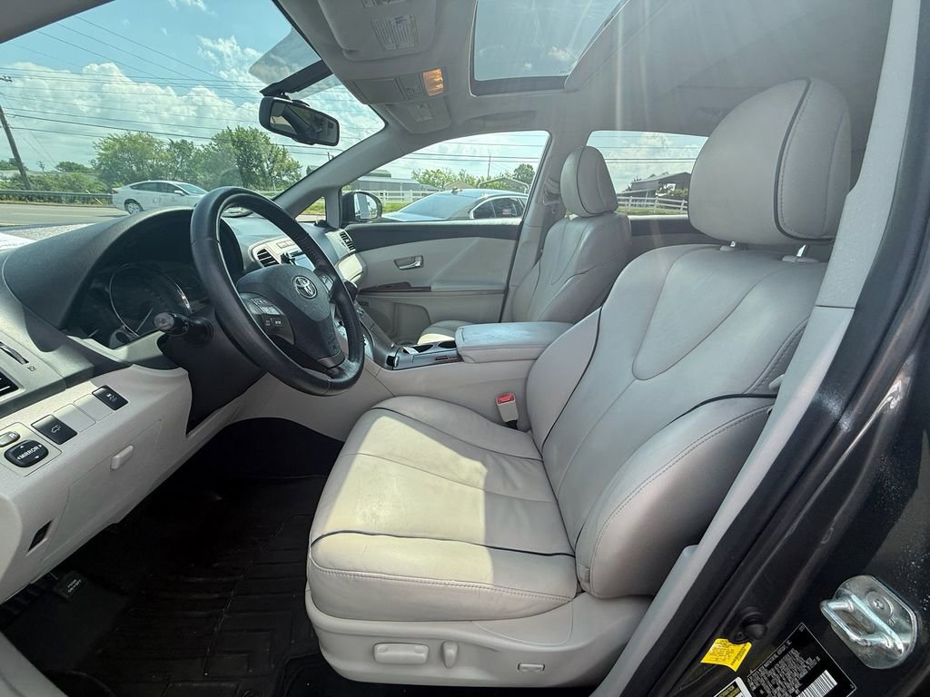 Used 2011 Toyota Venza w/ Comfort Pkg FWD image 11