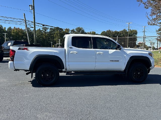 Used 2023 Toyota Tacoma SR5 w/ SX Package AWD/4WD image 9
