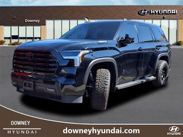 Used 2025 Toyota Sequoia SR5 image 1