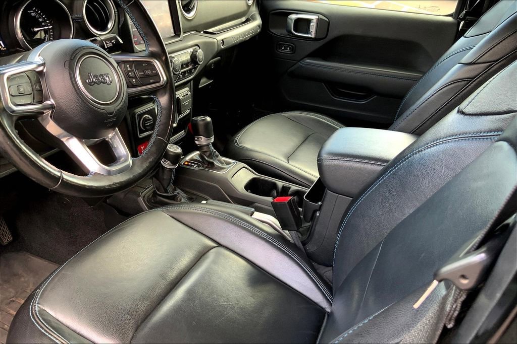 Used 2021 Jeep Wrangler Unlimited Rubicon 4xe w/ Dual Top Group image 17
