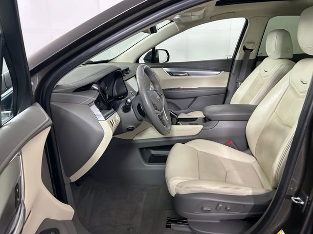 Used 2019 Cadillac XT5 Luxury image 12