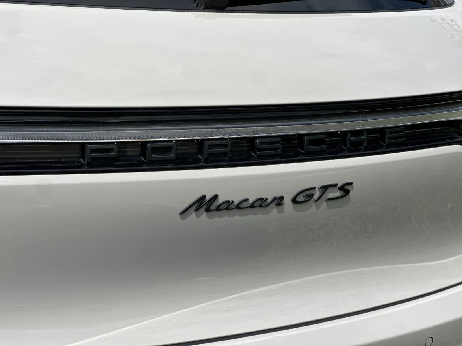Certified 2023 Porsche Macan GTS AWD/4WD image 32
