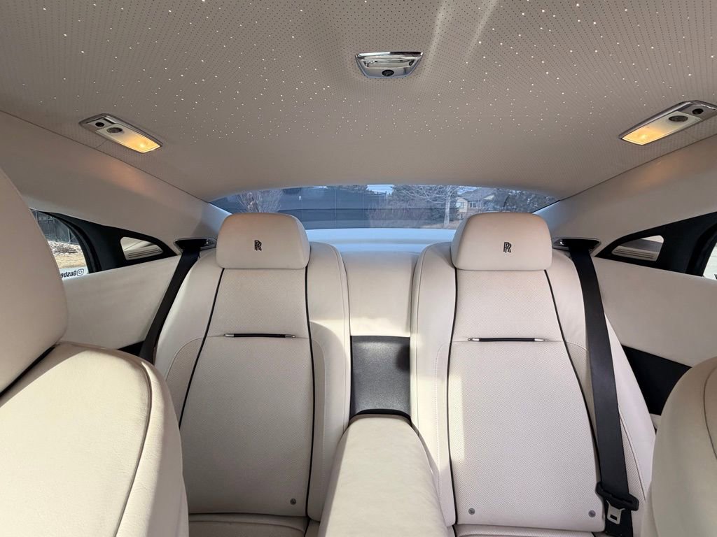 Used 2016 Rolls-Royce Wraith image 23