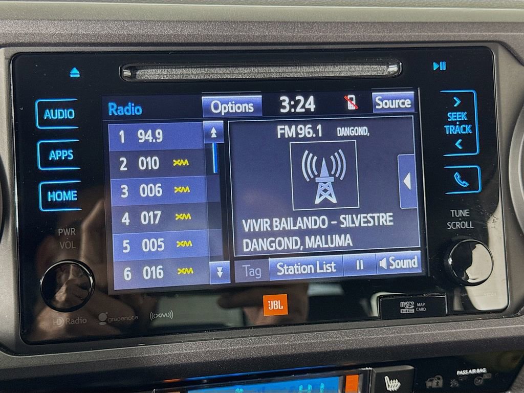 Used 2018 Toyota Tacoma TRD Off-Road image 33