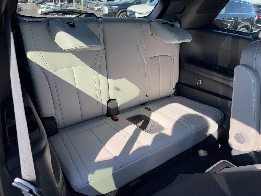 New 2026 INFINITI QX60 Autograph w/ Dark Cargo Package image 6