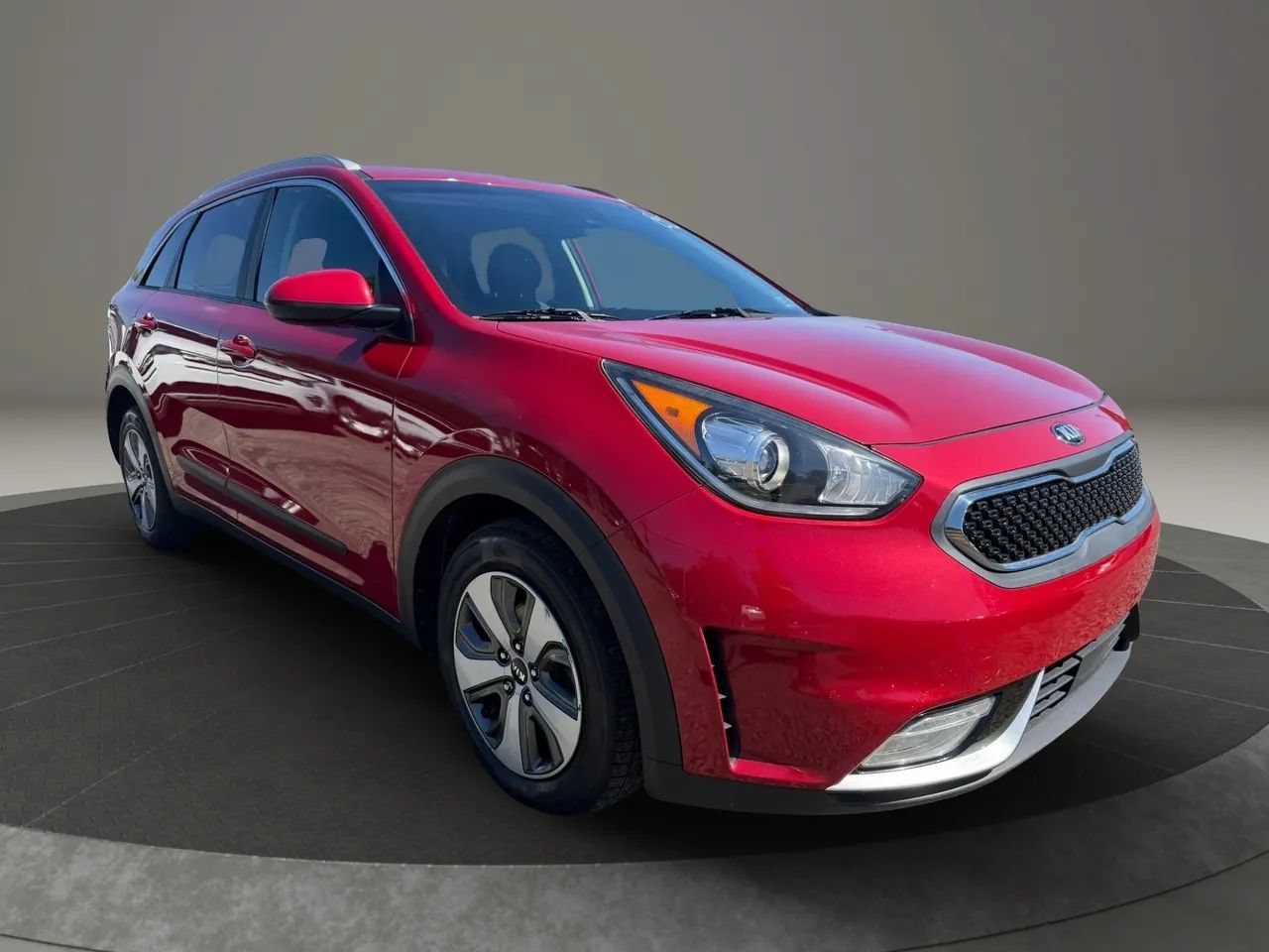 Used 2019 Kia Niro LX FWD image 3