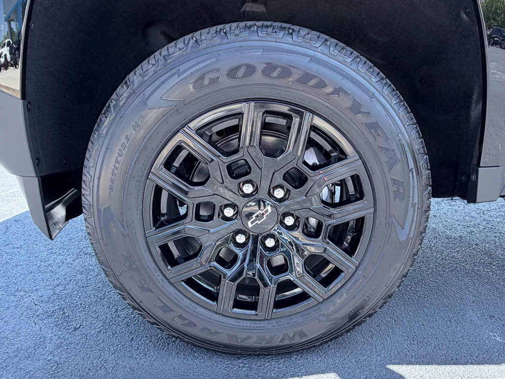 New 2026 Chevrolet Colorado W/T w/ WT Custom Package RWD image 32