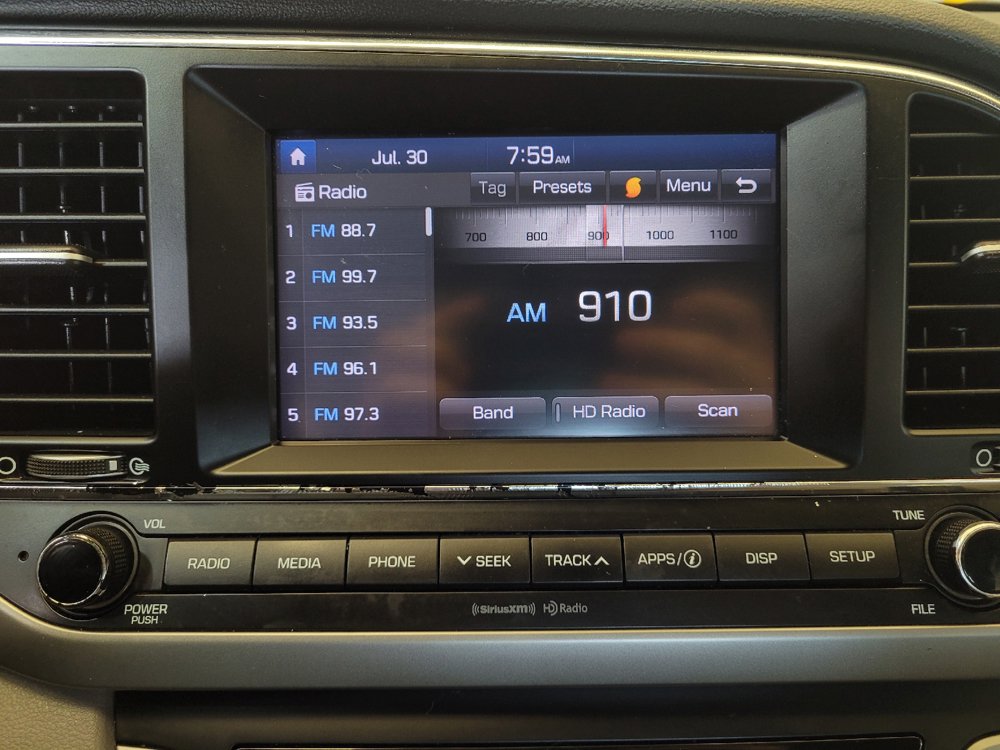 Used 2018 Hyundai Elantra SEL FWD image 25