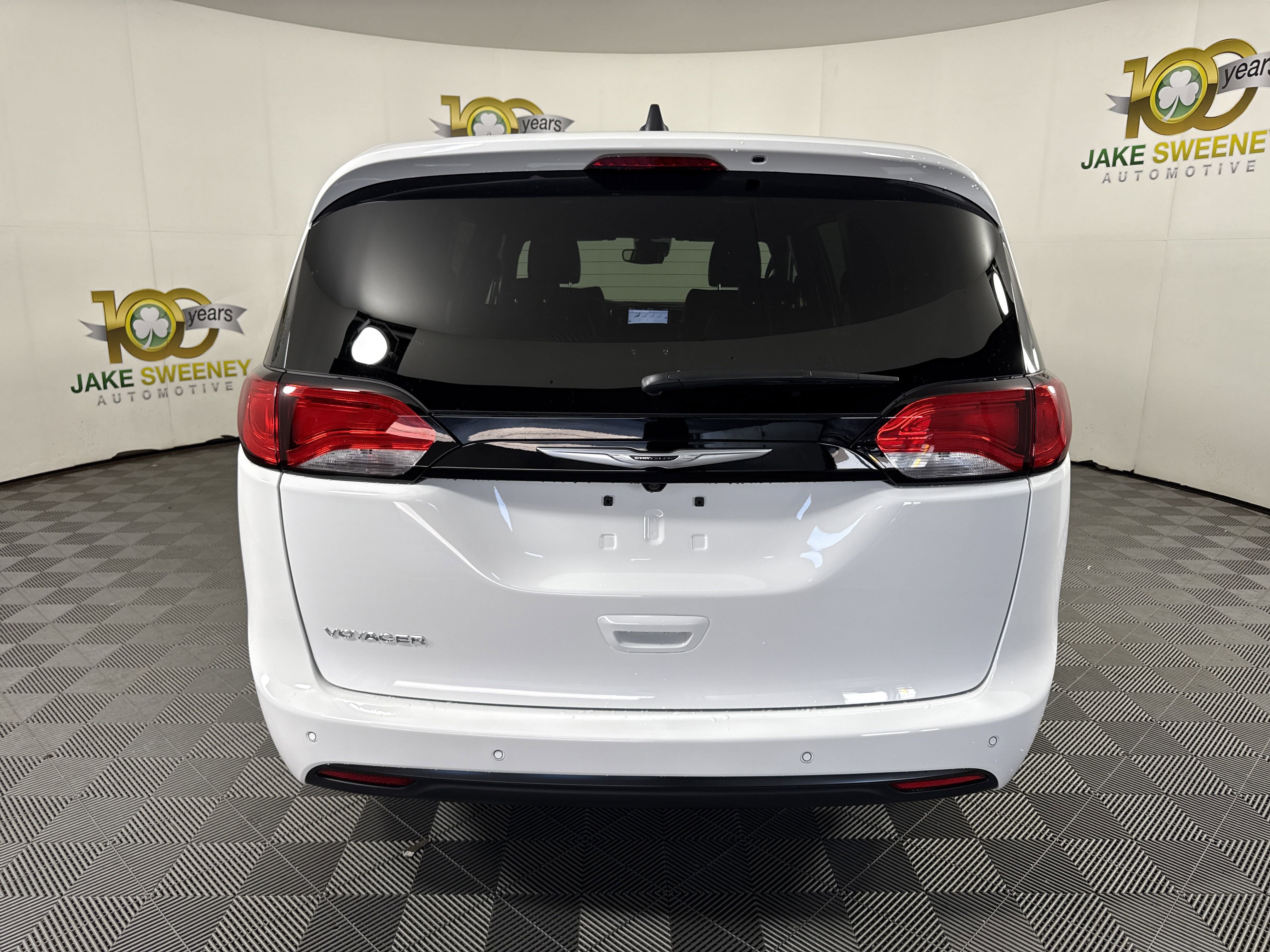 New 2026 Chrysler Voyager LX image 7