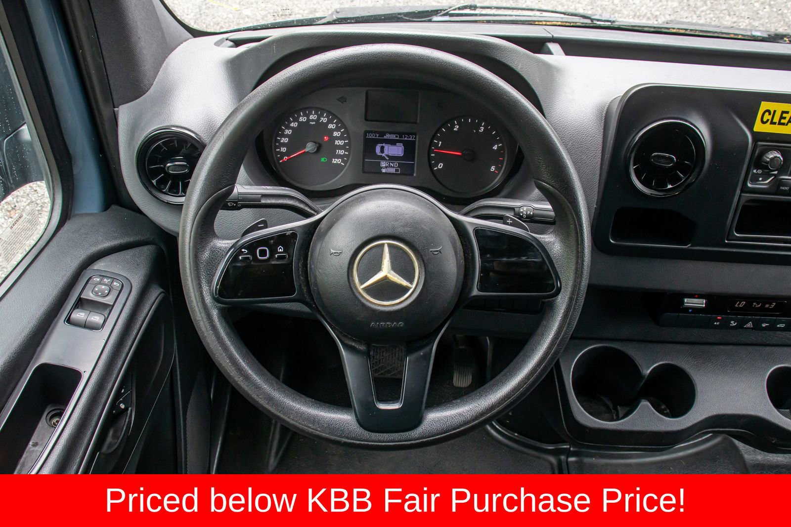 Used 2019 Mercedes-Benz Sprinter 170 image 12