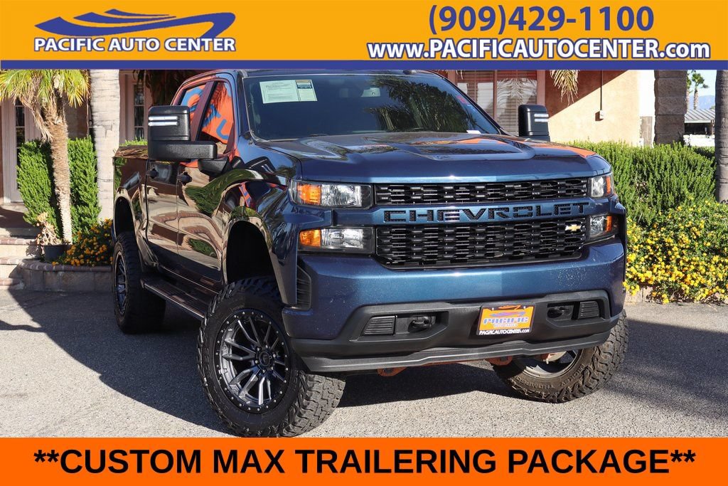 Used 2019 Chevrolet Silverado 1500 Custom w/ Custom Max Trailering Package AWD/4WD image 1