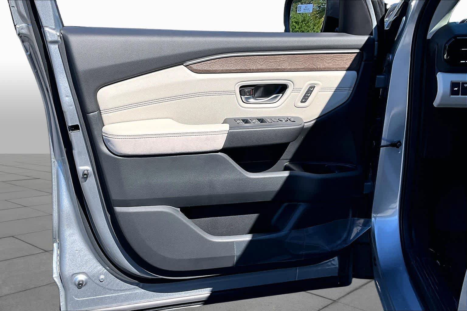 New 2026 Honda Pilot Elite image 13