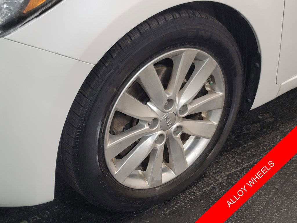 Used 2016 Kia Forte LX w/ LX Popular Plus Package image 6