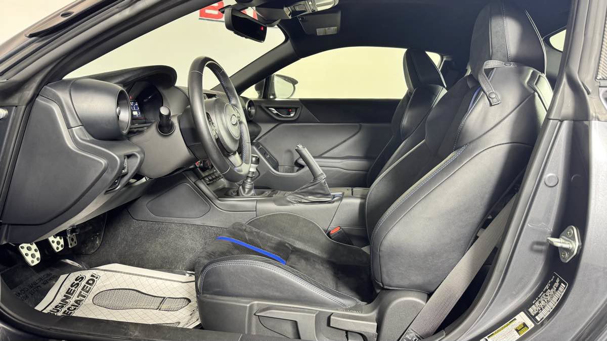 Used 2024 Subaru BRZ tS RWD image 18