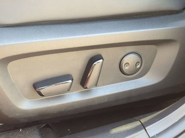 Used 2024 Mitsubishi Outlander SE image 23