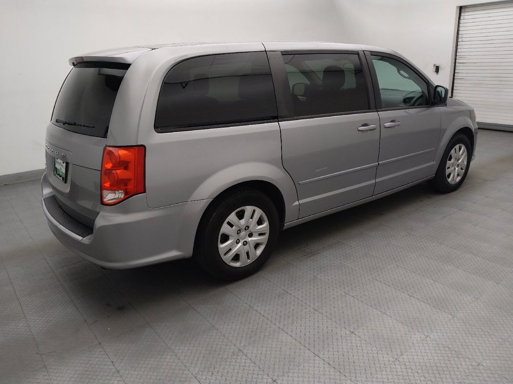Used 2016 Dodge Grand Caravan SE w/ Quick Order Package 29E SE FWD image 10
