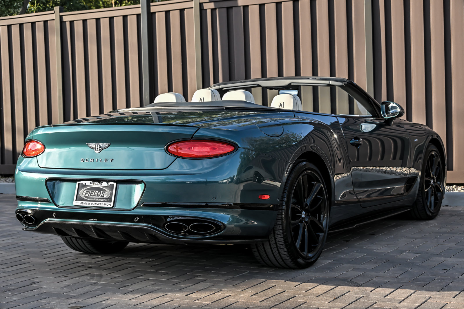 Used 2022 Bentley Continental GT AWD/4WD image 16
