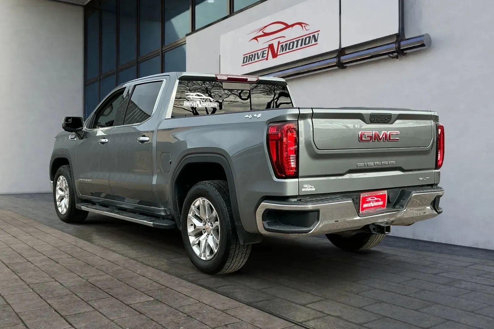 Used 2019 GMC Sierra 1500 SLT image 6
