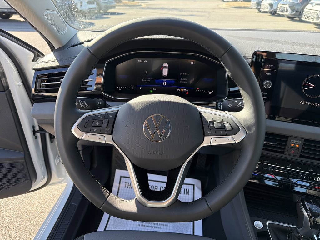 New 2026 Volkswagen Jetta SE FWD image 24