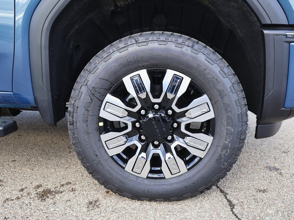 New 2026 GMC Sierra 3500 Denali w/ Denali Reserve Package image 35