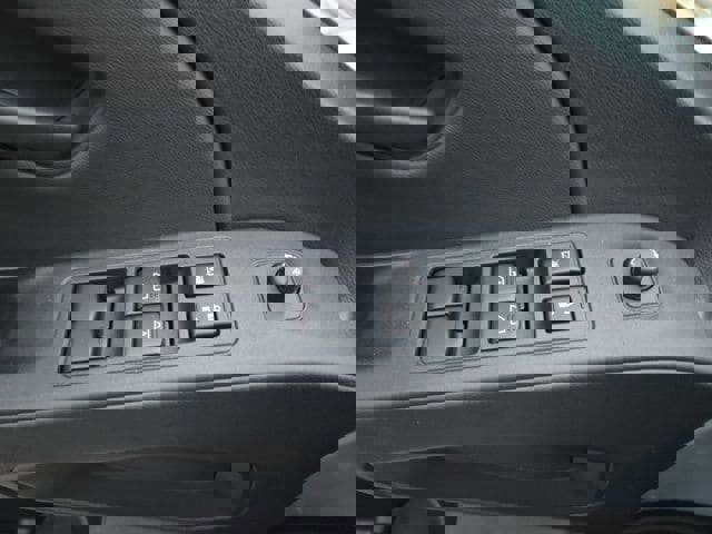 New 2026 Nissan Frontier SV w/ SV Convenience Package image 21