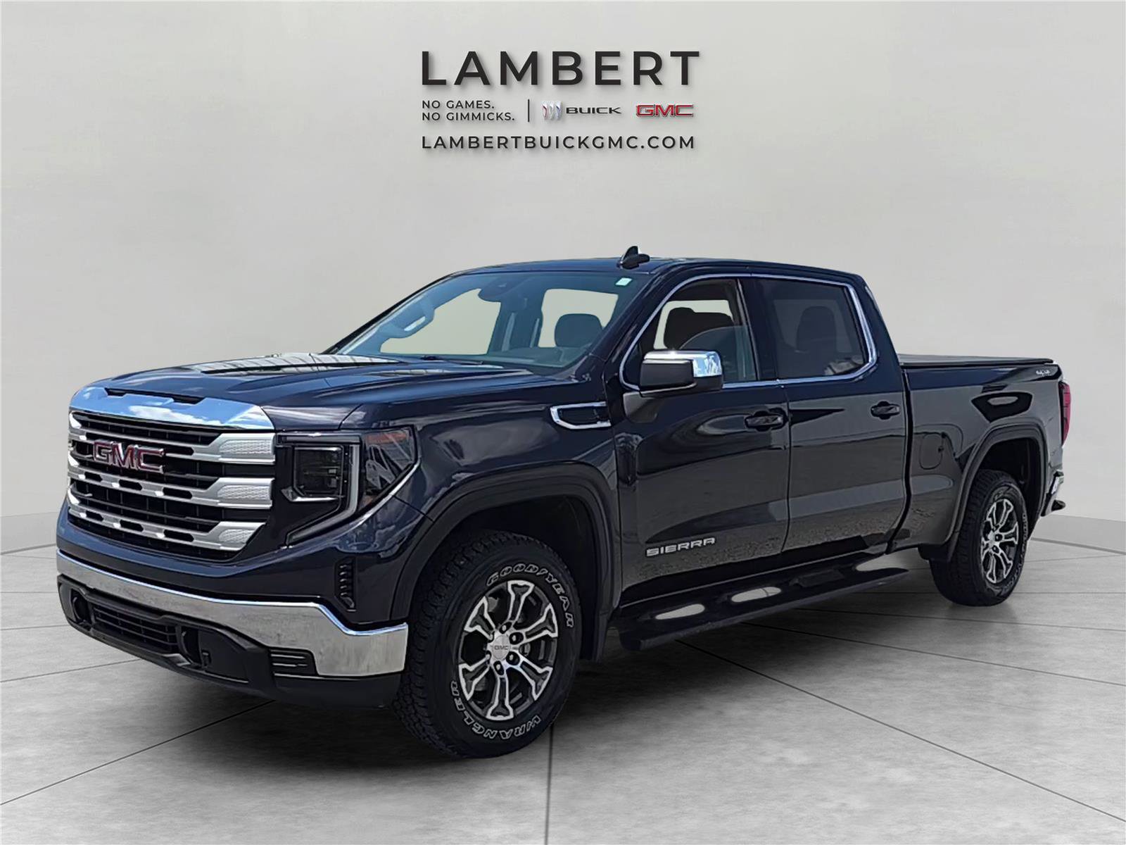 Used 2023 GMC Sierra 1500 SLE AWD/4WD image 1