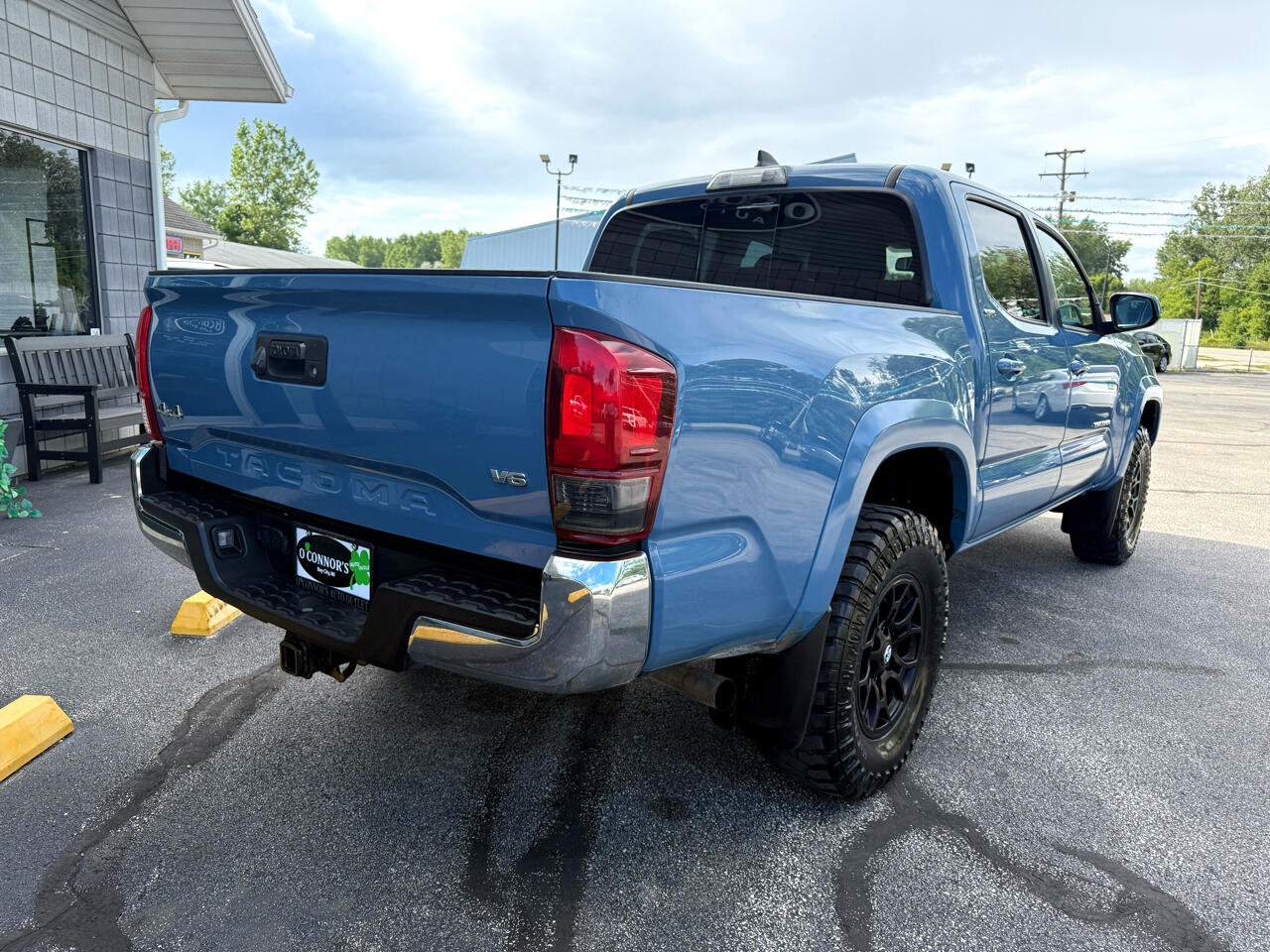 Used 2019 Toyota Tacoma SR5 image 3