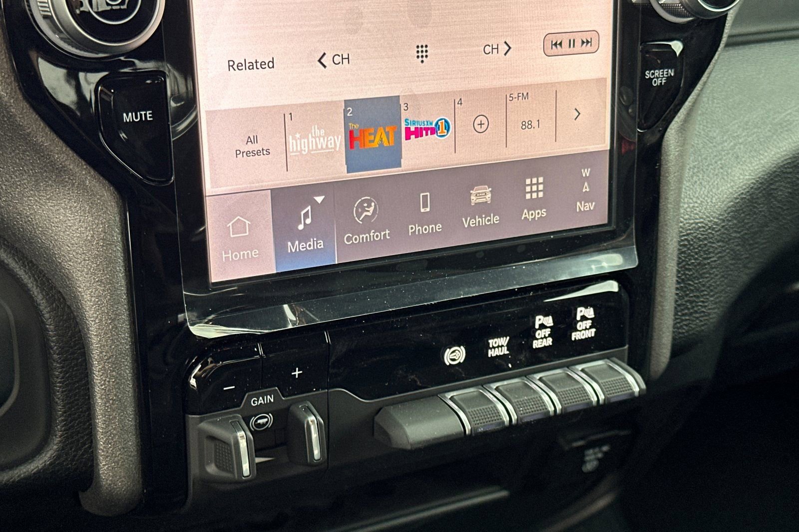 New 2026 RAM 2500 Tradesman image 21