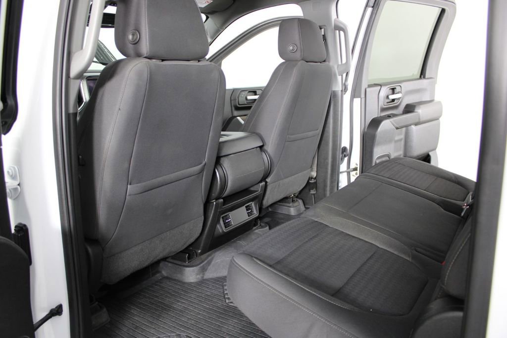 Used 2023 Chevrolet Silverado 2500 LT image 27