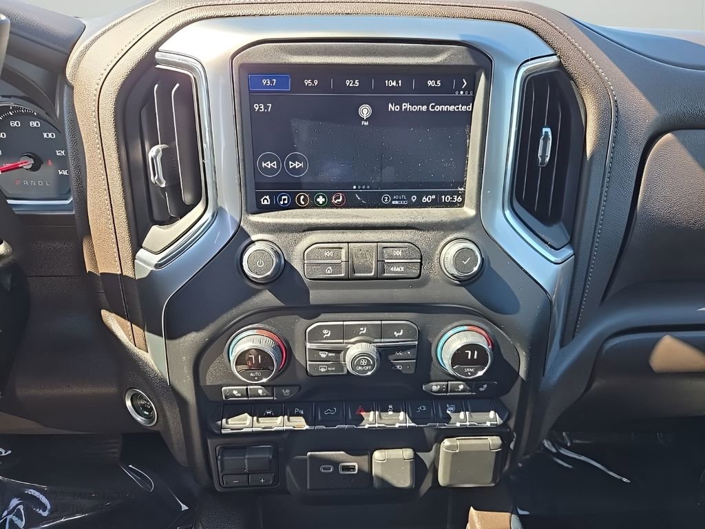 Used 2021 Chevrolet Silverado 1500 LTZ w/ Safety Package II AWD/4WD image 19
