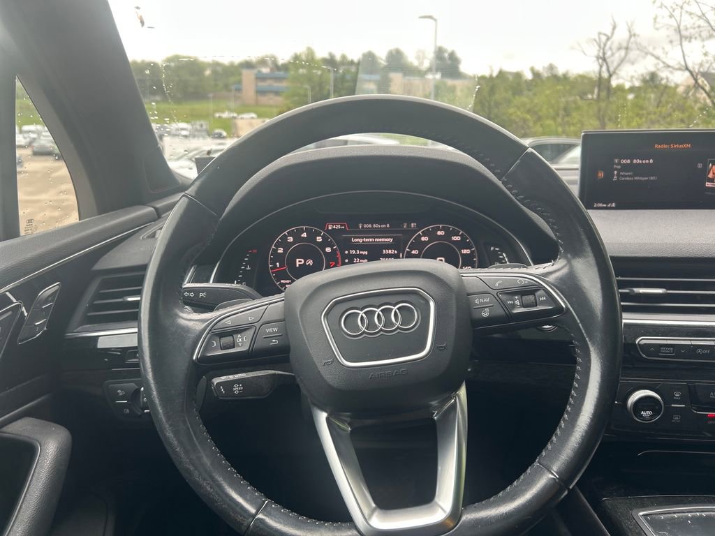 Used 2019 Audi Q7 3.0T Premium Plus w/ Premium Plus Package AWD/4WD image 13