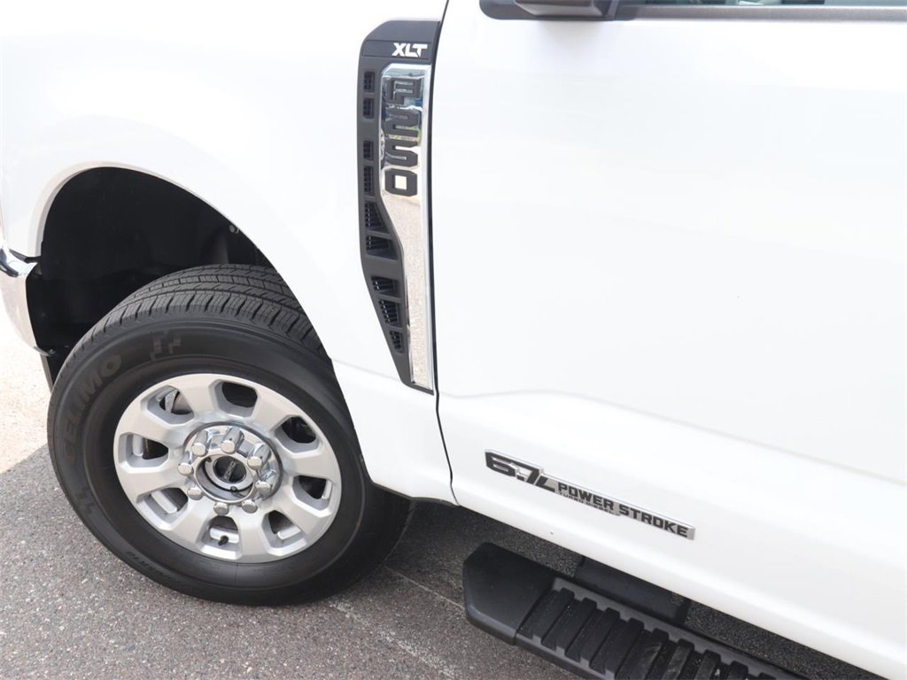 Certified 2024 Ford F250 XLT image 3