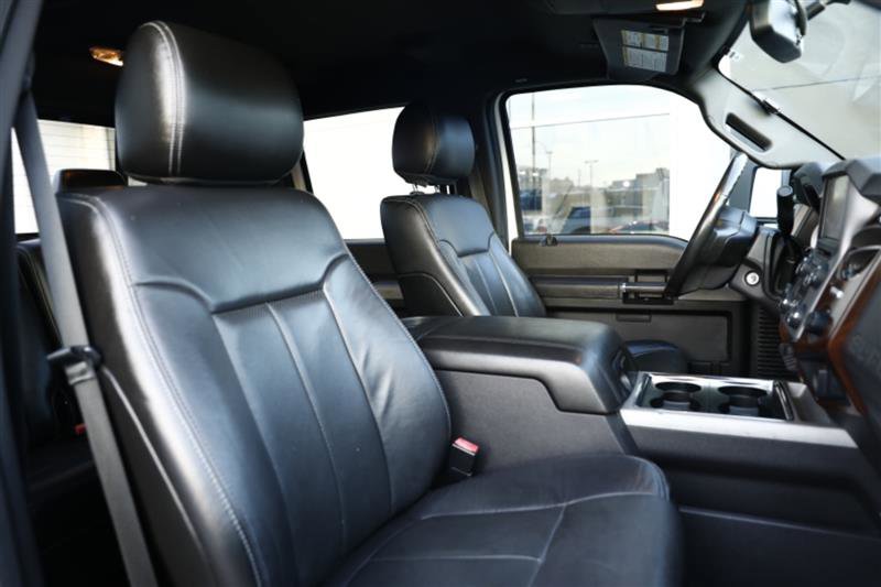 Used 2013 Ford F250 Lariat image 19