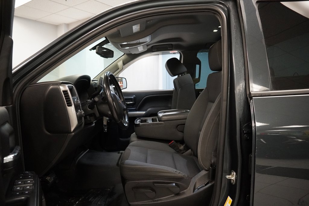 Used 2019 Chevrolet Silverado 1500 LT image 4