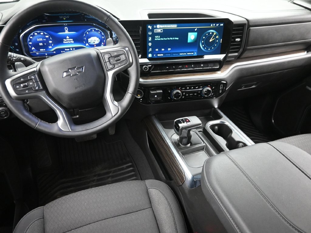 Used 2025 Chevrolet Silverado 1500 RST w/ All Star Edition Plus AWD/4WD image 14