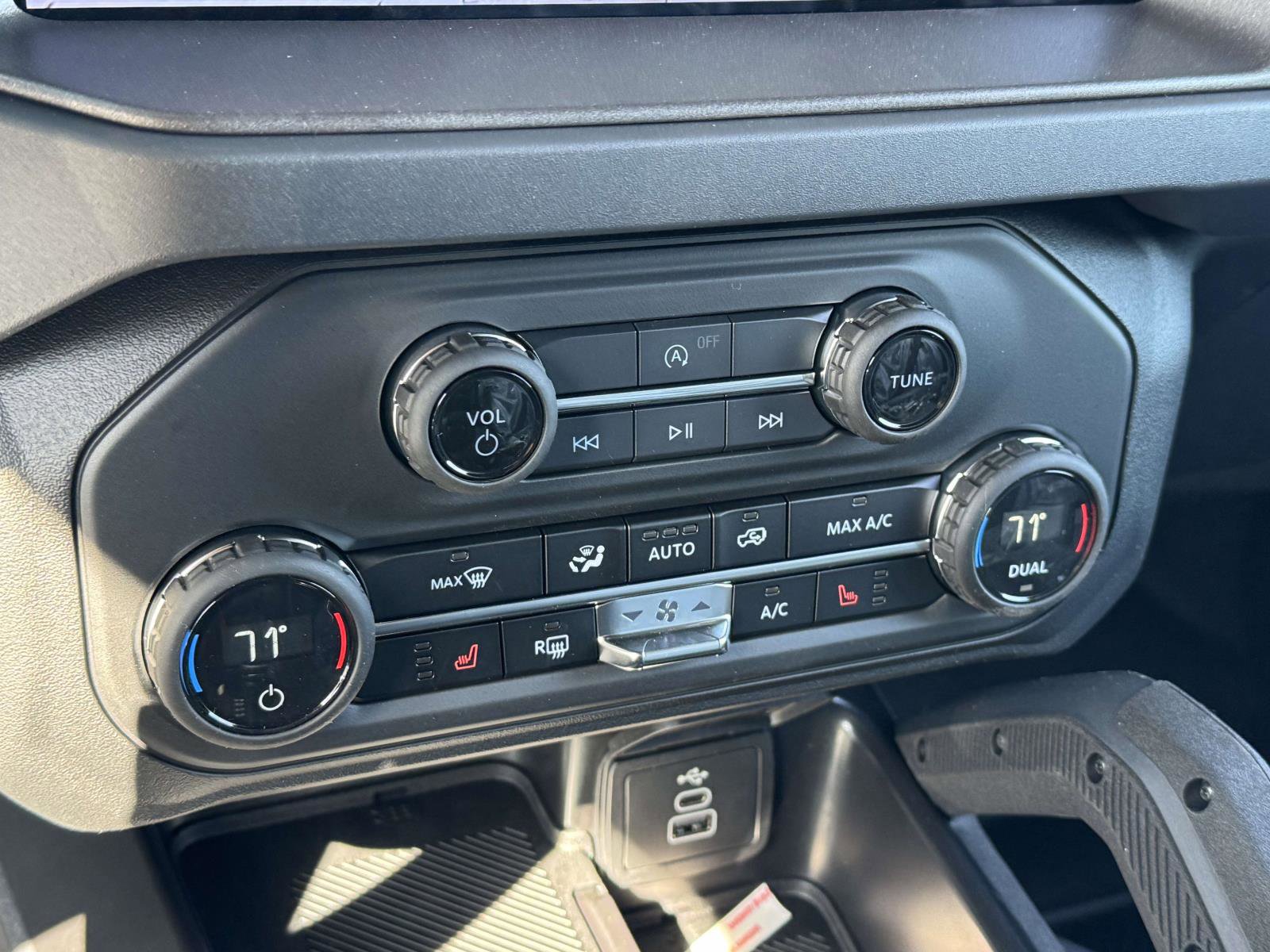 New 2026 Ford Bronco Big Bend image 24