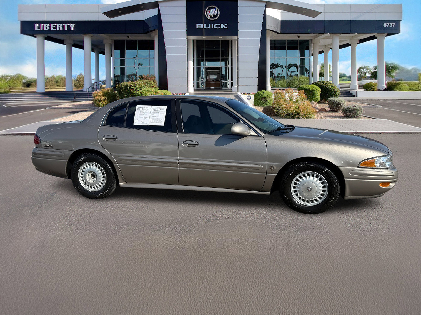Used 2001 Buick Le Sabre Custom w/ Prestige Pkg image 2