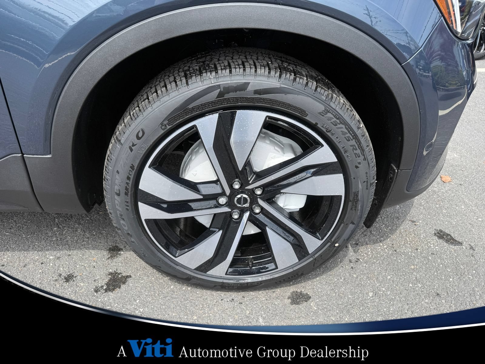 Used 2026 Volvo XC40 B5 Plus w/ Protection Package Premier AWD/4WD image 10