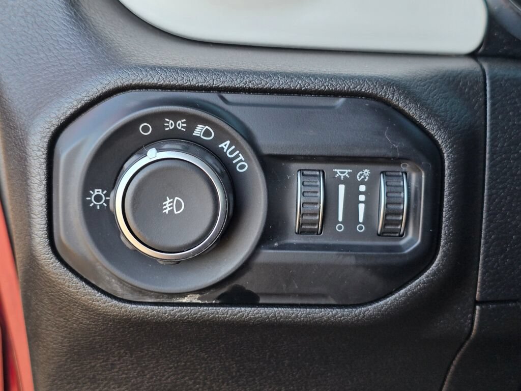 Used 2021 Jeep Wrangler Unlimited Sport AWD/4WD image 20