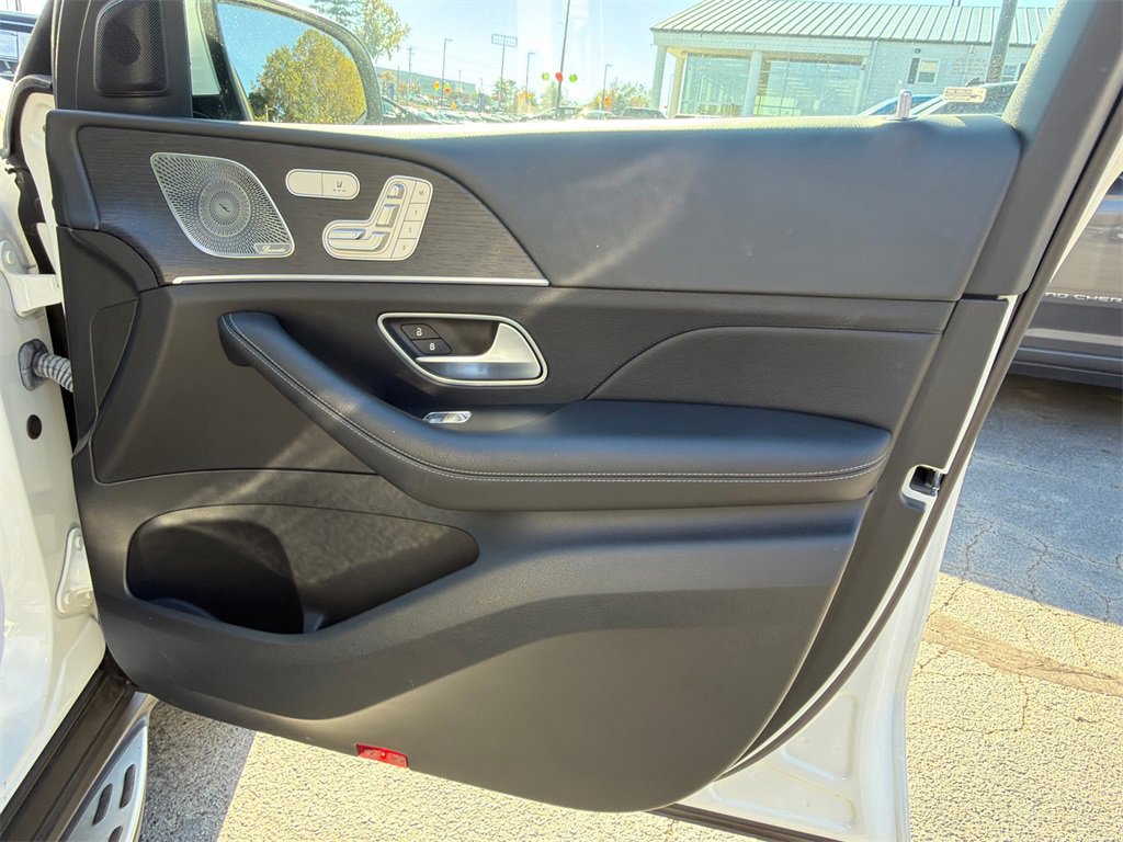 Used 2023 Mercedes-Benz GLE 350 4MATIC w/ 3rd Row Seat Package image 14