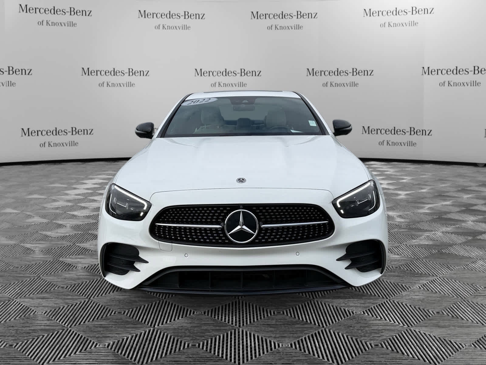 Used 2022 Mercedes-Benz E 350 Sedan image 8