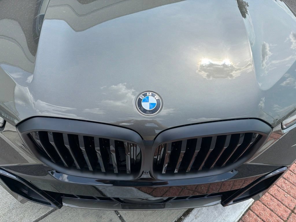 New 2026 BMW X5 sDrive40i w/ M Sport Package RWD image 12
