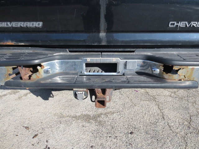 Used 2002 Chevrolet Silverado 2500 LT w/ Off-Road Skid Plate Pkg image 14