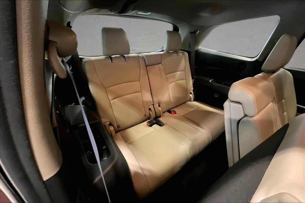 Used 2021 Honda Pilot EX-L image 27