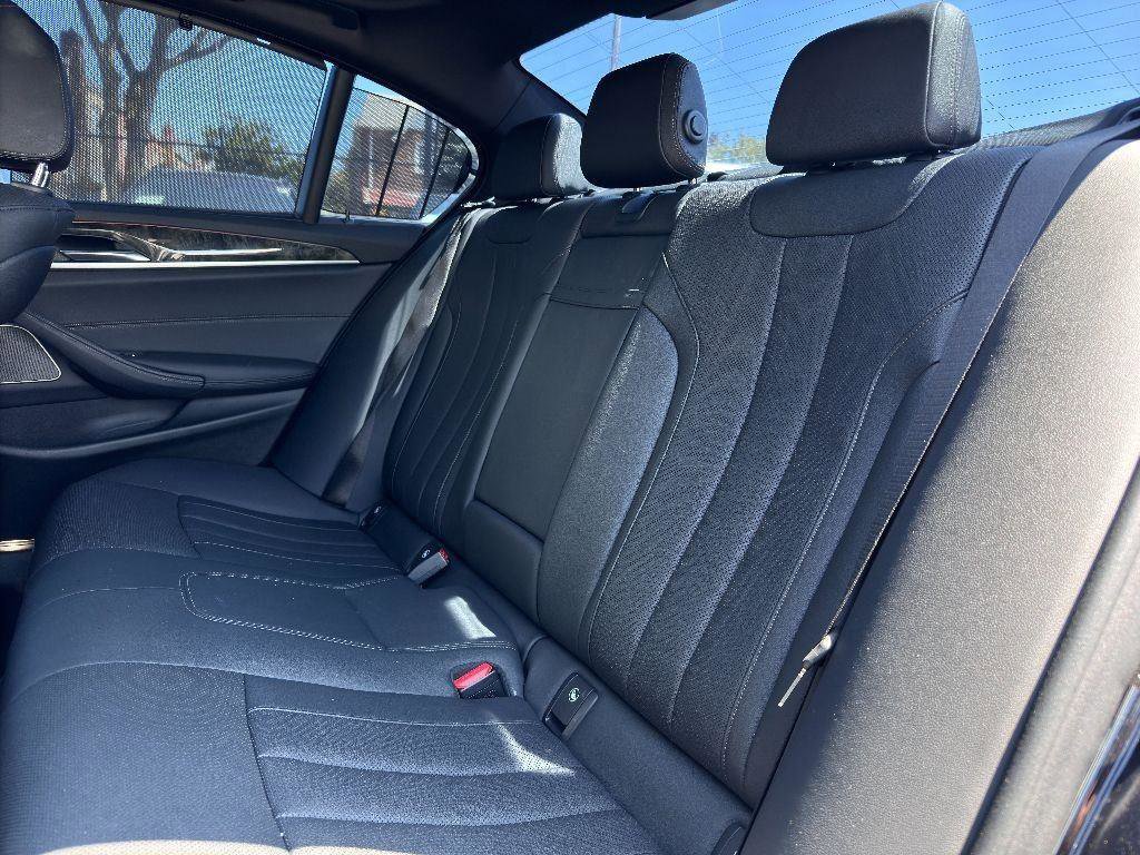 Used 2022 BMW 530i 530i w/ Executive Package image 22