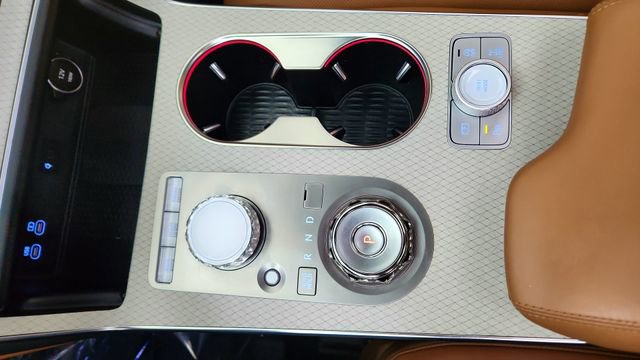 Used 2025 Genesis GV80 3.5T Prestige image 52